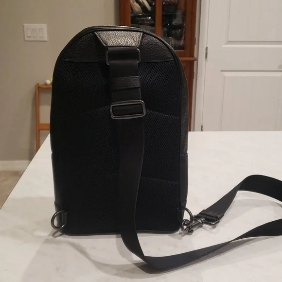 Coach Black Leather Men's Sling Bag - Picture 3 of 14